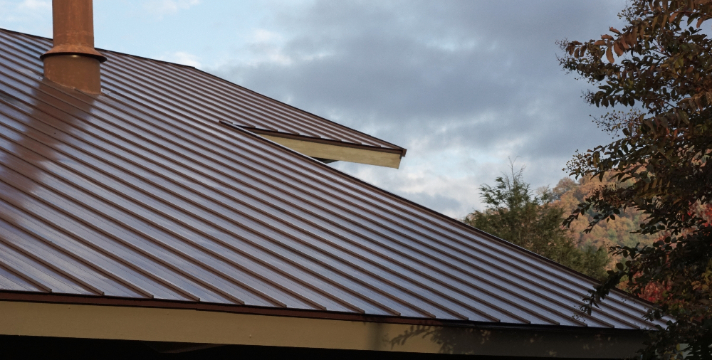Do Metal Roofs Make Your House Hotter?